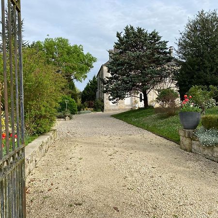 Domaine De La Perthuiserie Saint-Porchaire Exteriör bild