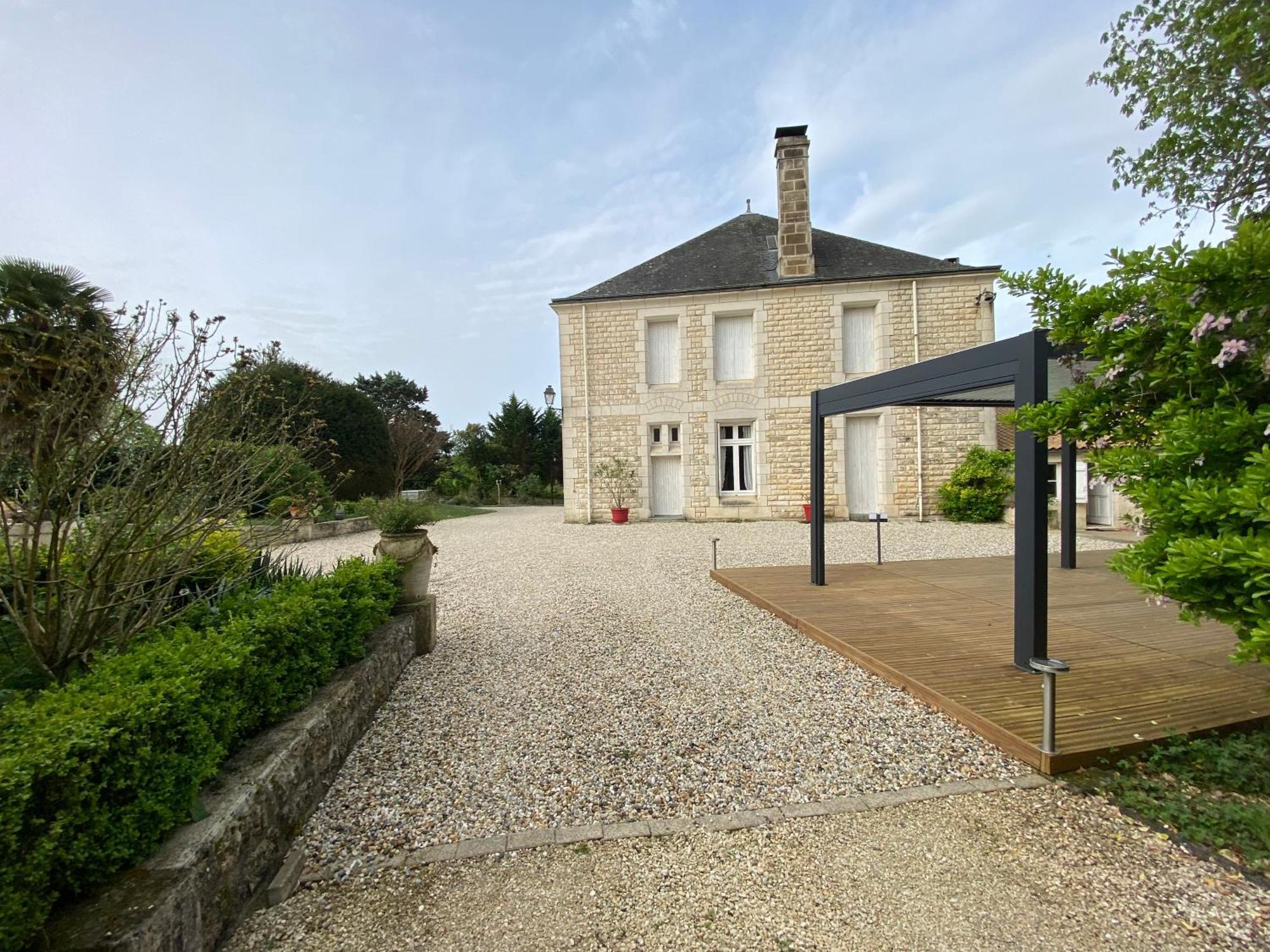 Domaine De La Perthuiserie Saint-Porchaire Exteriör bild