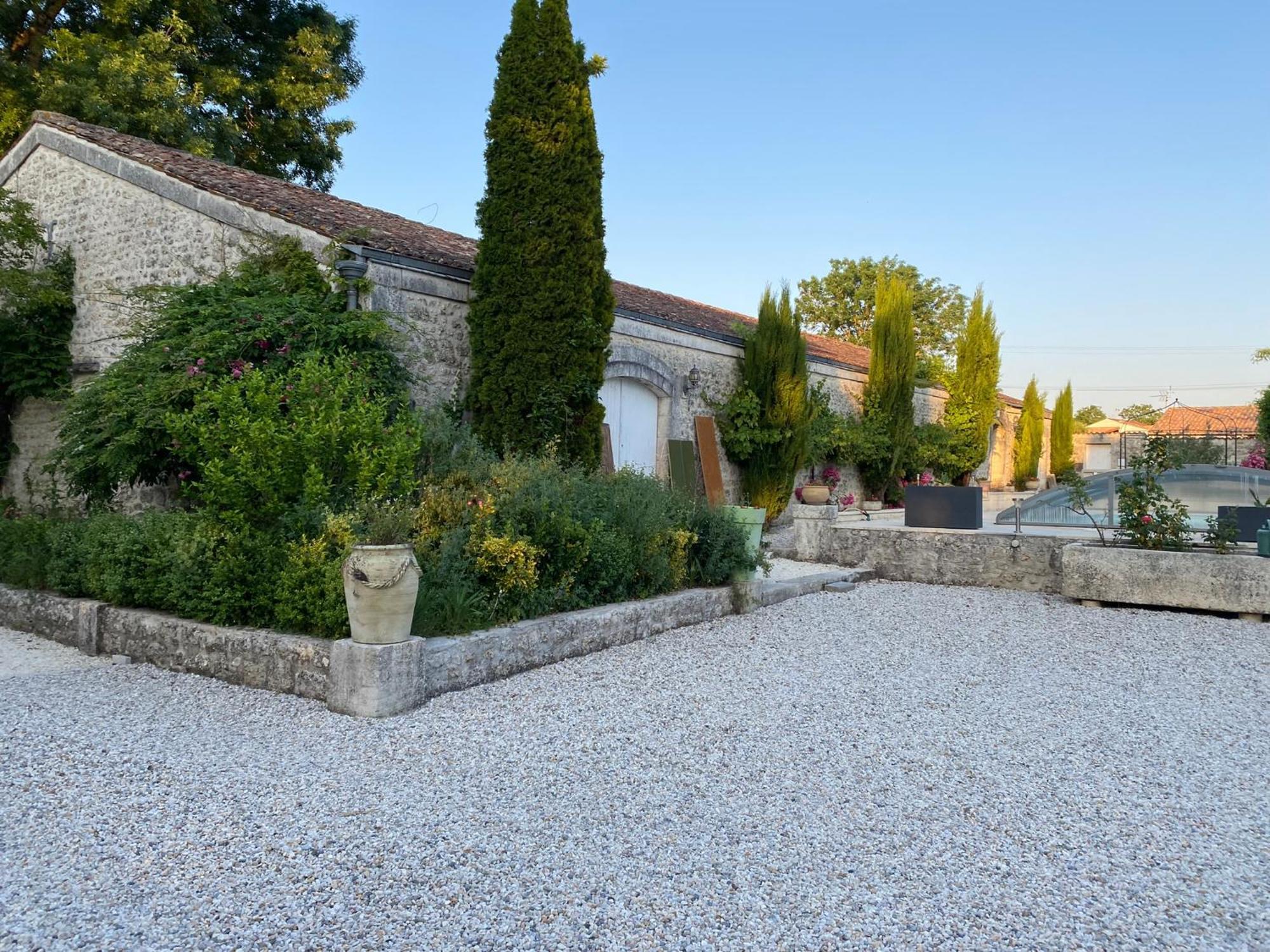 Domaine De La Perthuiserie Saint-Porchaire Exteriör bild